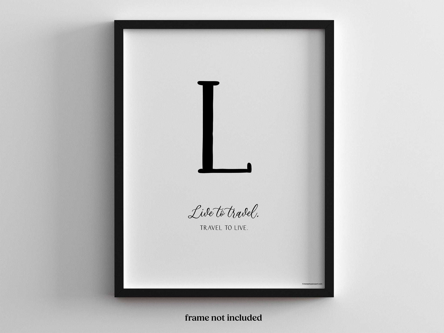 Motivational Wall Decor featuring a 6-piece Travel Quote Wall Art set. Close-up image showcasing the letter ‘L’ with an inspiring travel quote.